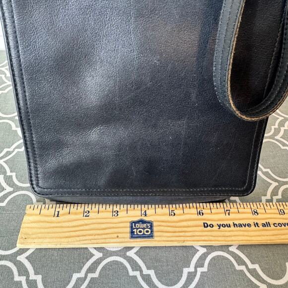 Coach Vintage Legacy Purse Black Leather Handbag Crossbody Flap 9821 - Picture 7 of 13